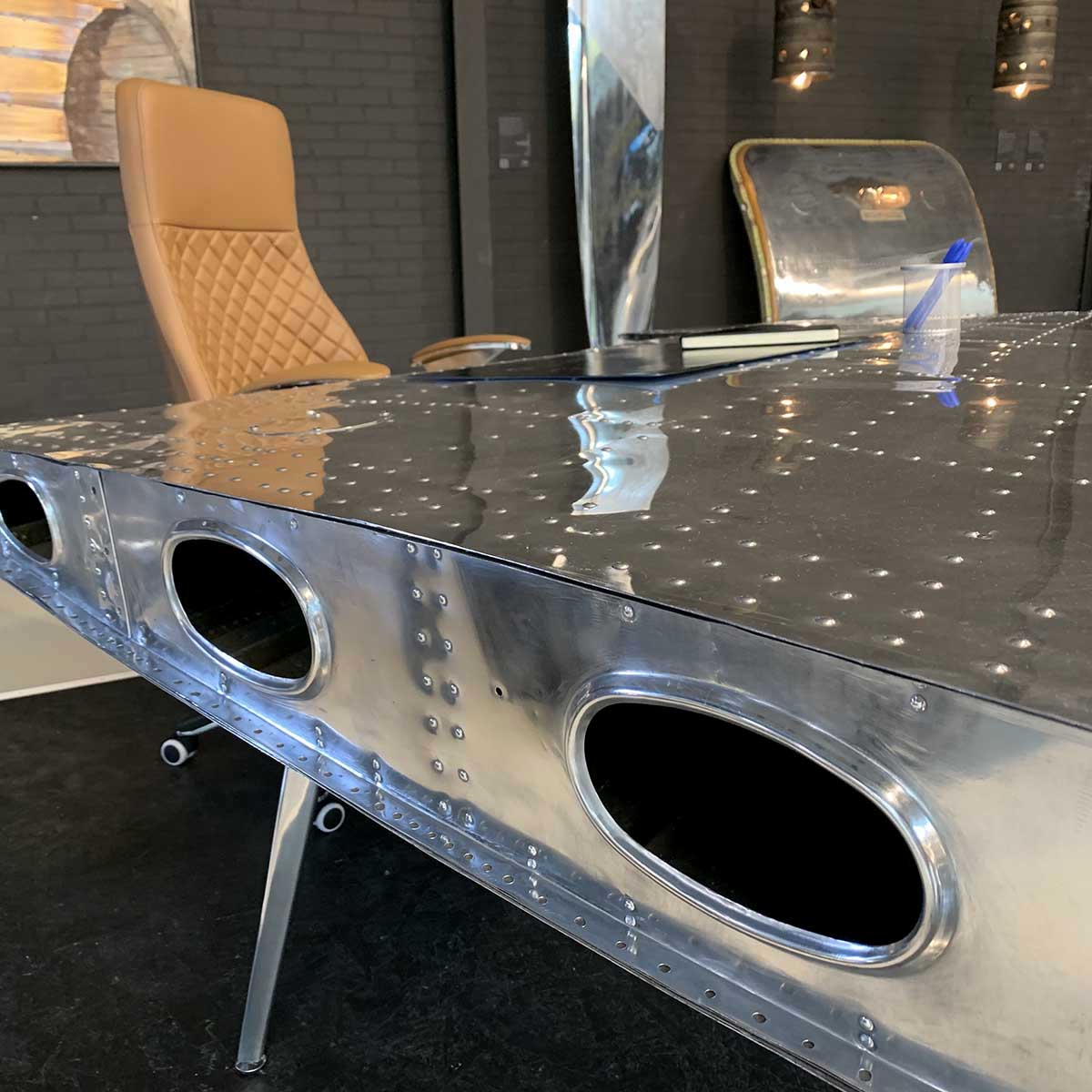 Douglas DC-3 Dakota polished wingtip table as presented in Kaeve.