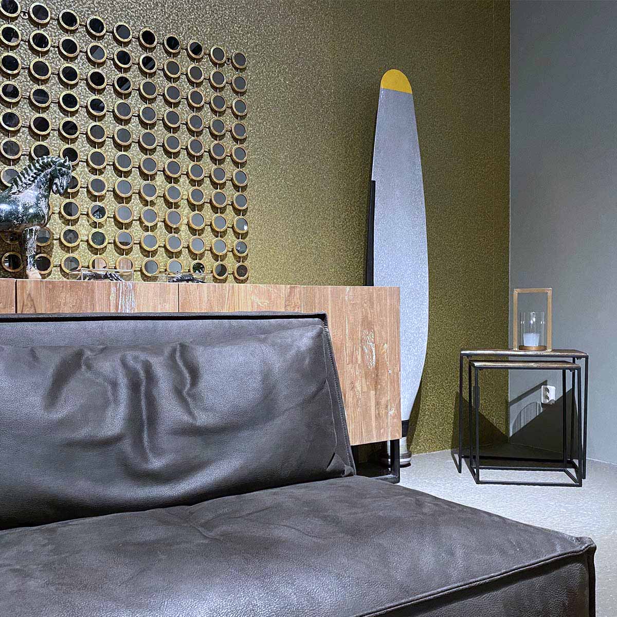 De Havilland aircraft propeller in use as a decorative item in a living room..