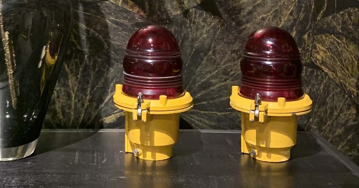 Airport obstruction lights for sale.
