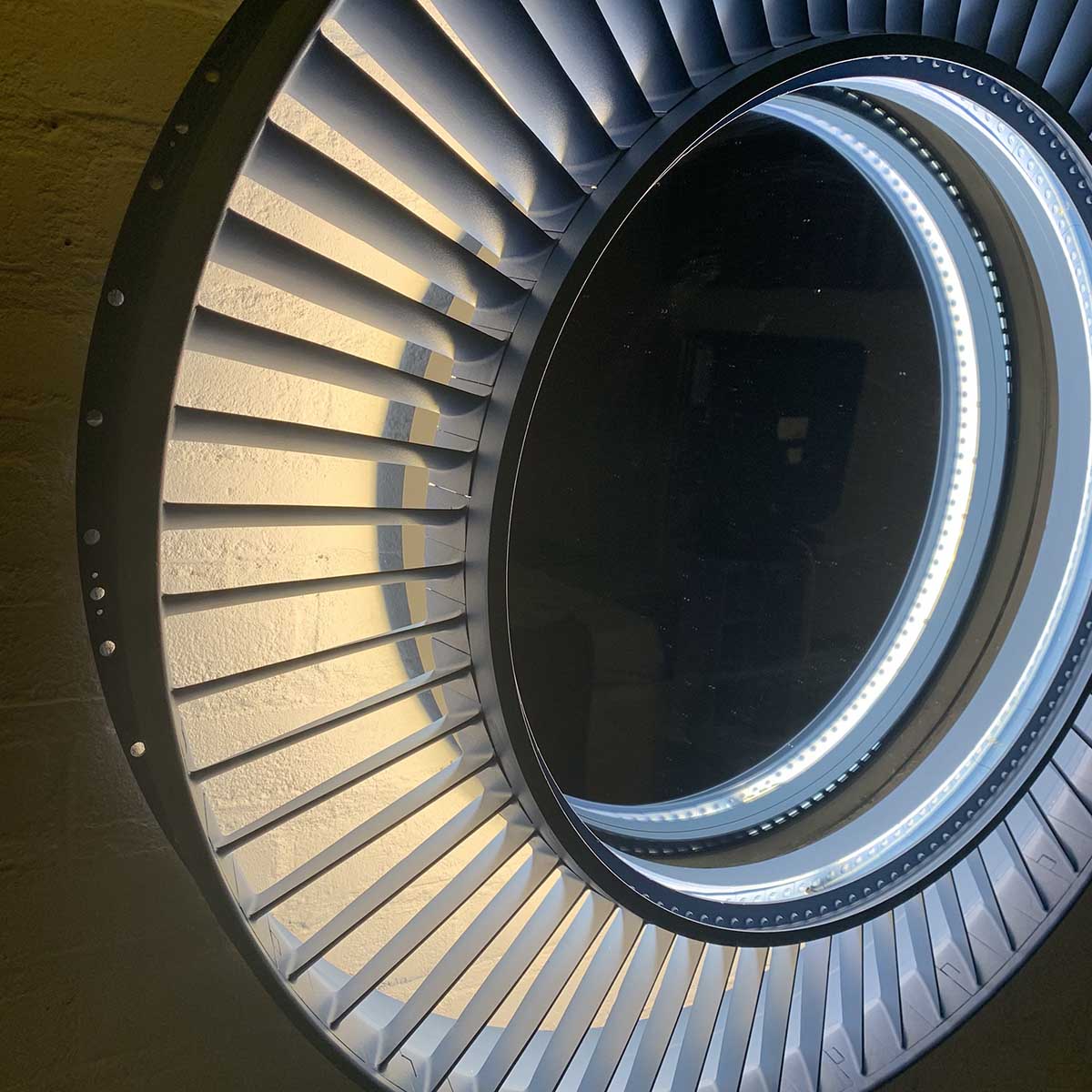 Photo showing the LED lights on a Pratt & Whitney jet engine stator mirror.