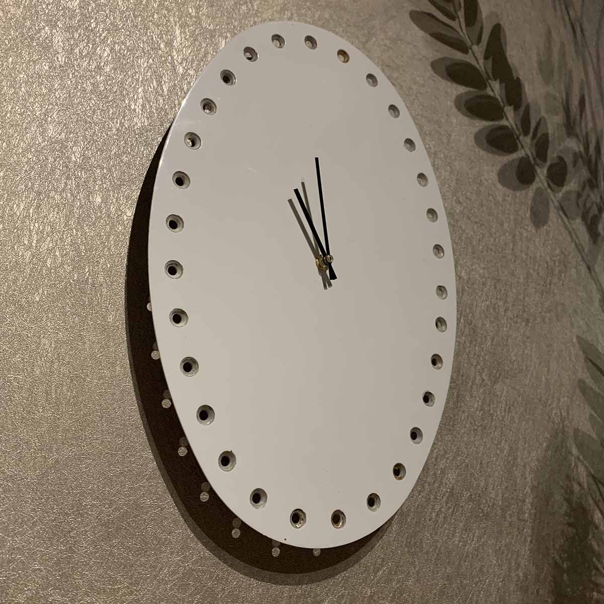 British Airways Airbus A318 fuel panel turned into a clock.